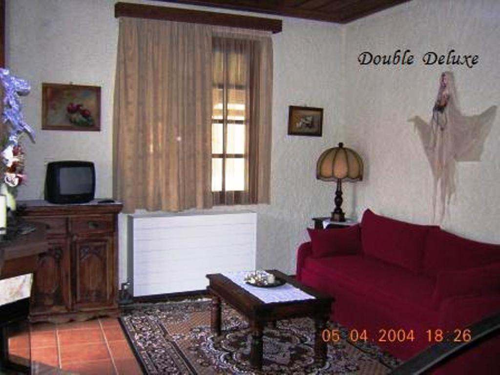 Agrampeli Apartment Mega Chorio Room photo
